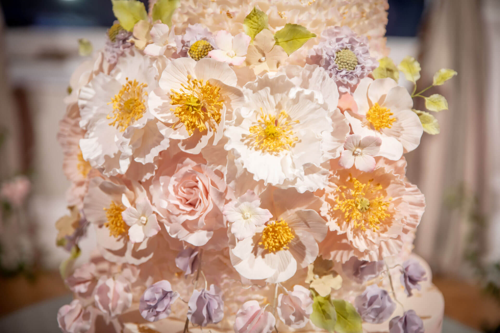 By Yevnig Luxury Wedding Cakes Ilona Corinthia London AndyMacPhotography