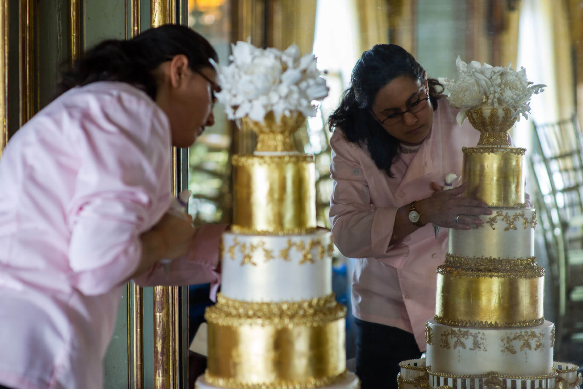 A busy week - By Yevnig Luxury Wedding Cakes London