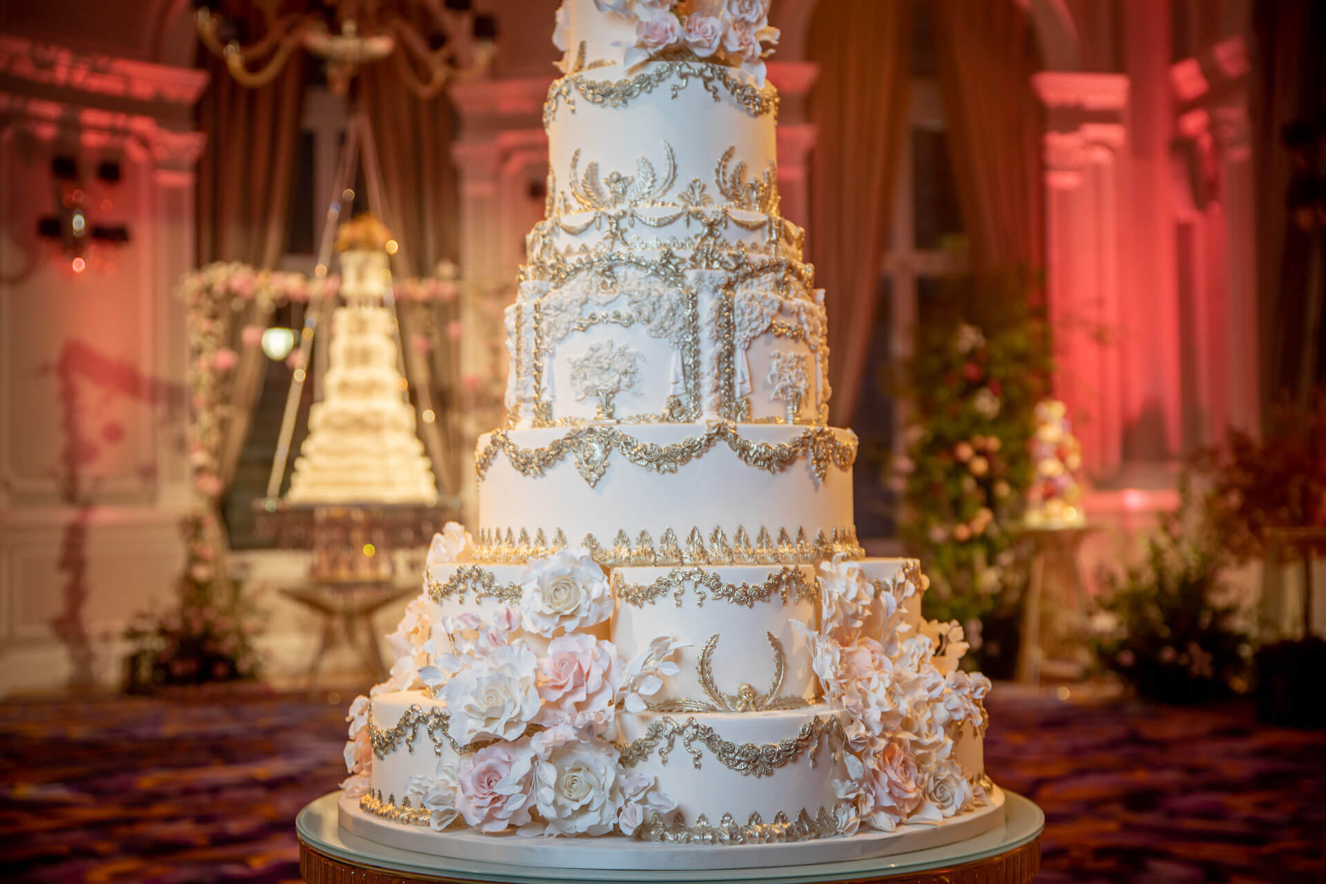 Custom Wedding Cakes By Yevnig