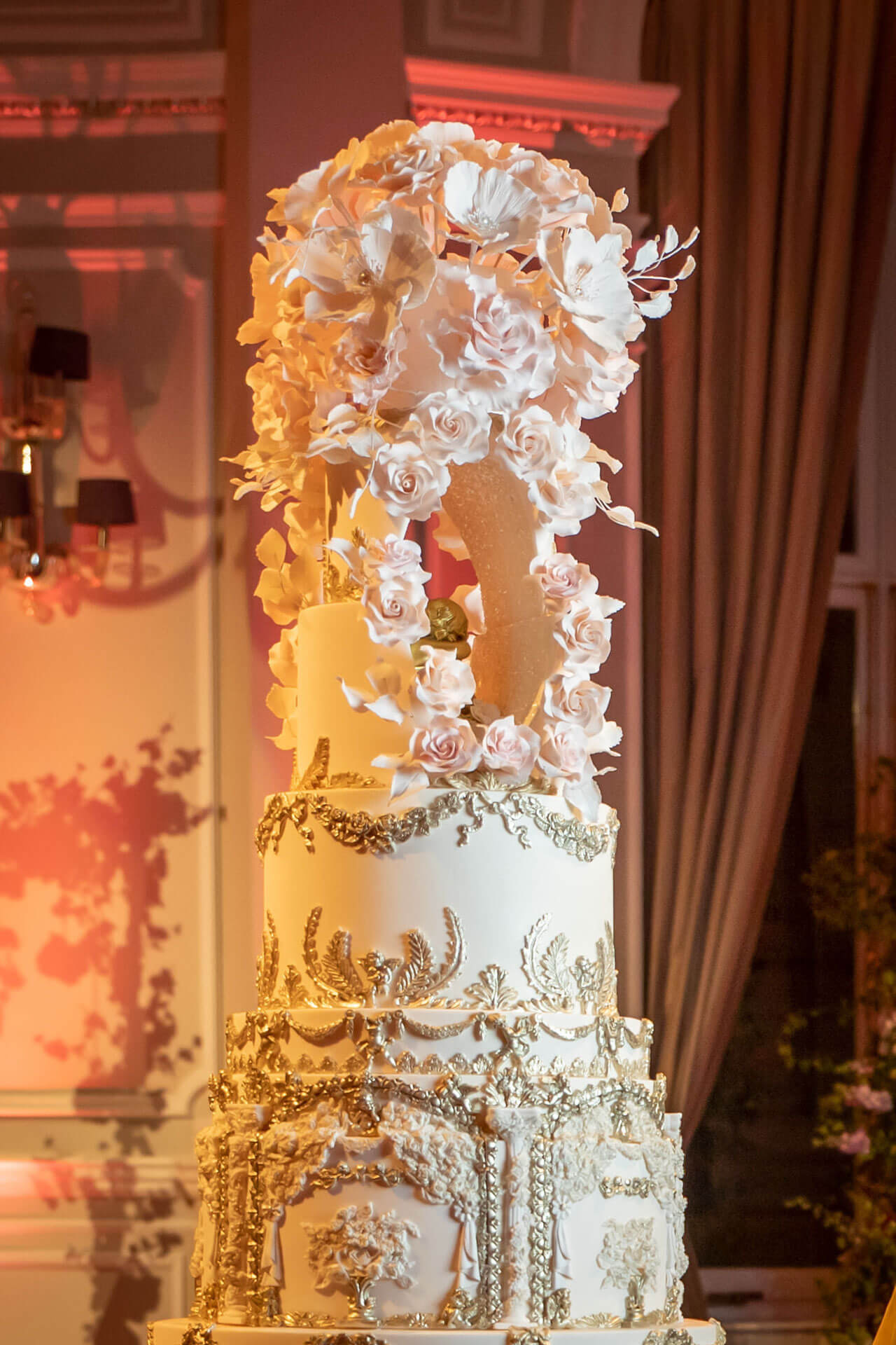 Anoushig Corinthia By Yevnig Custom wedding cake Cliveden Kate Nielen Photography