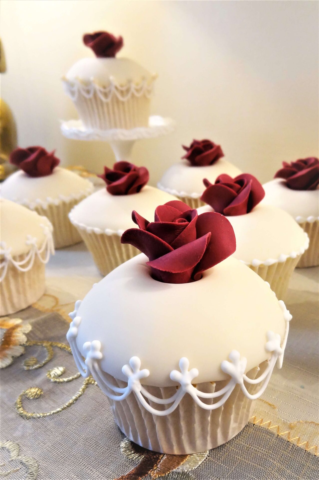 By Yevnig Bespoke Wedding Favours - Cupcakes