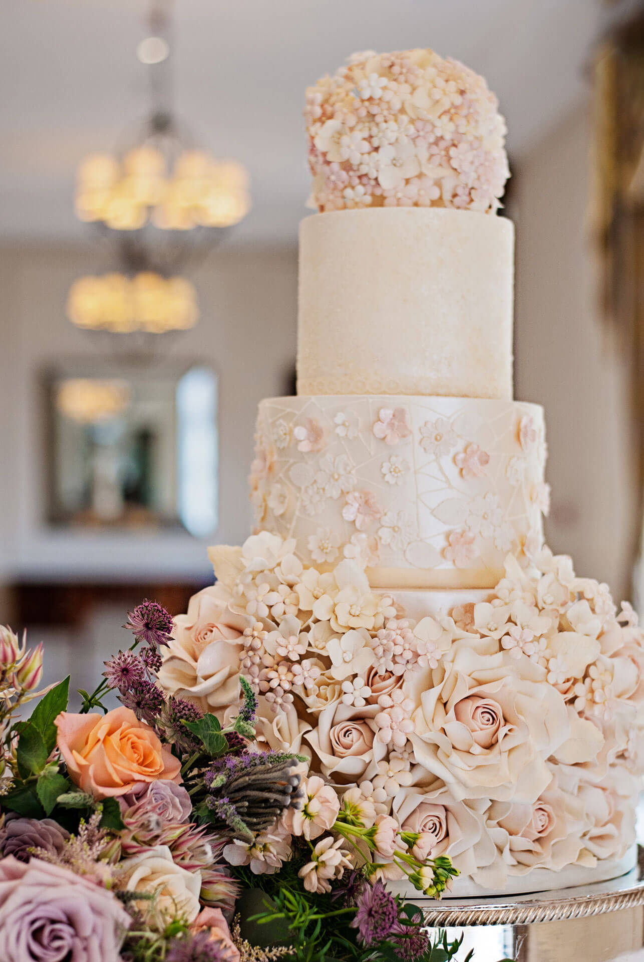 By Yevnig Luxury Wedding Cakes -160618 Floral Charm London