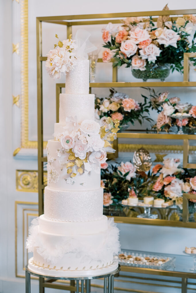 Luxury wedding cakes by yevnig