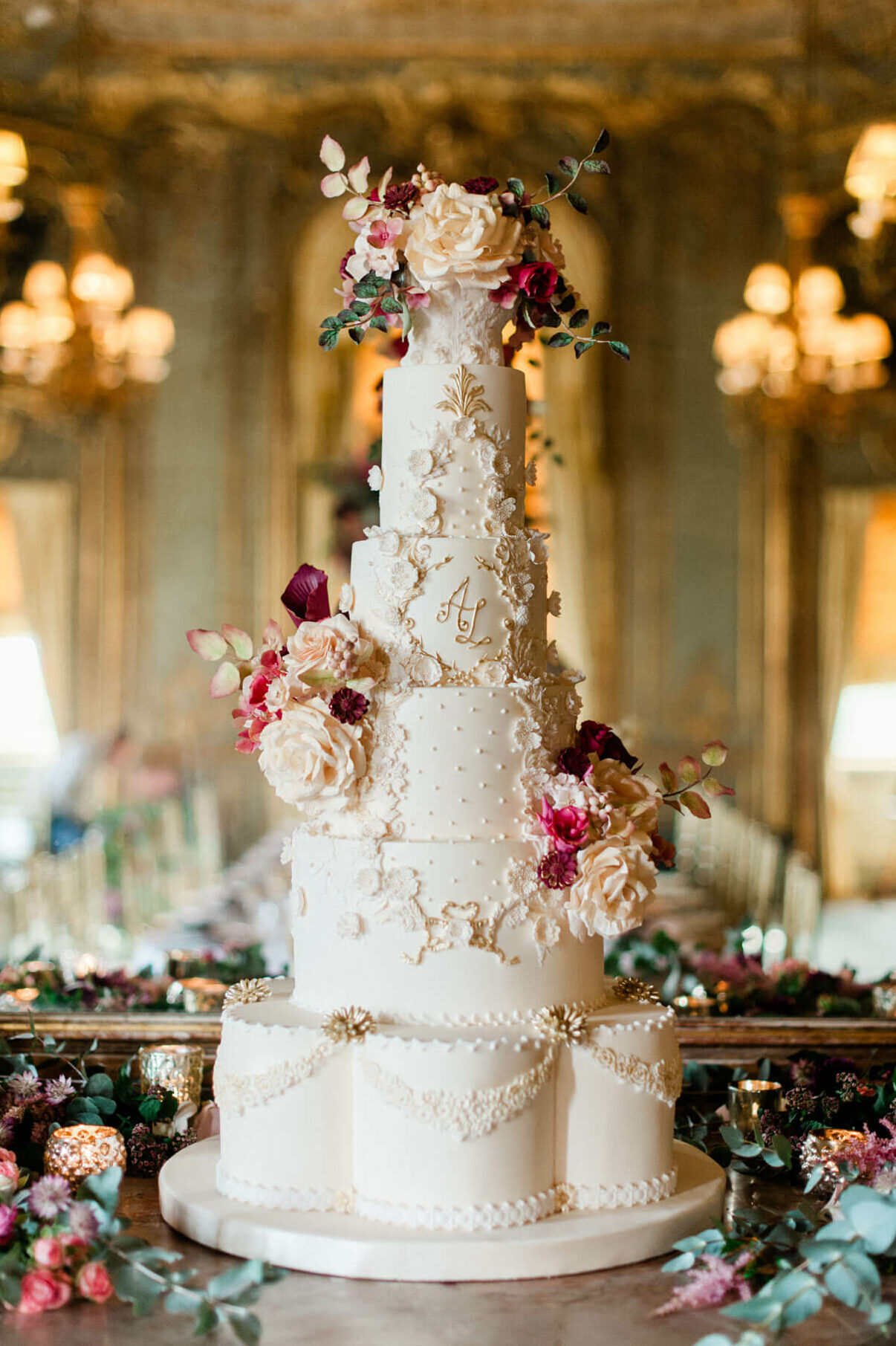High-end Wedding Cakes By Yevnig Enduring Glamour Cliveden House Kate Nielen Photography