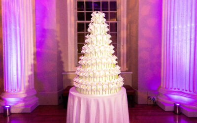 Contemporary Floral Banqueting House Wedding Cake 